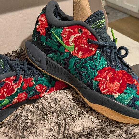 Size 9 - Nike LeBron 21 Premium Grandma's Couch Pack - Father of Pearl - Picture 4 of 6